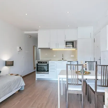 Apartment Romantic With Terrace