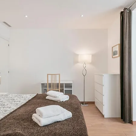 Romantic With Terrace Apartment